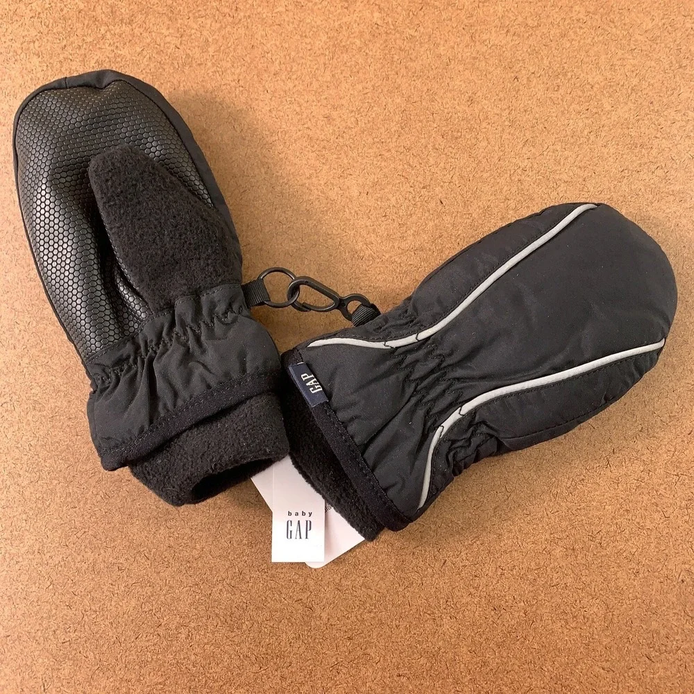 Baby GAP Toddler Size Small/Medium Black Winter Snow Mittens NWT